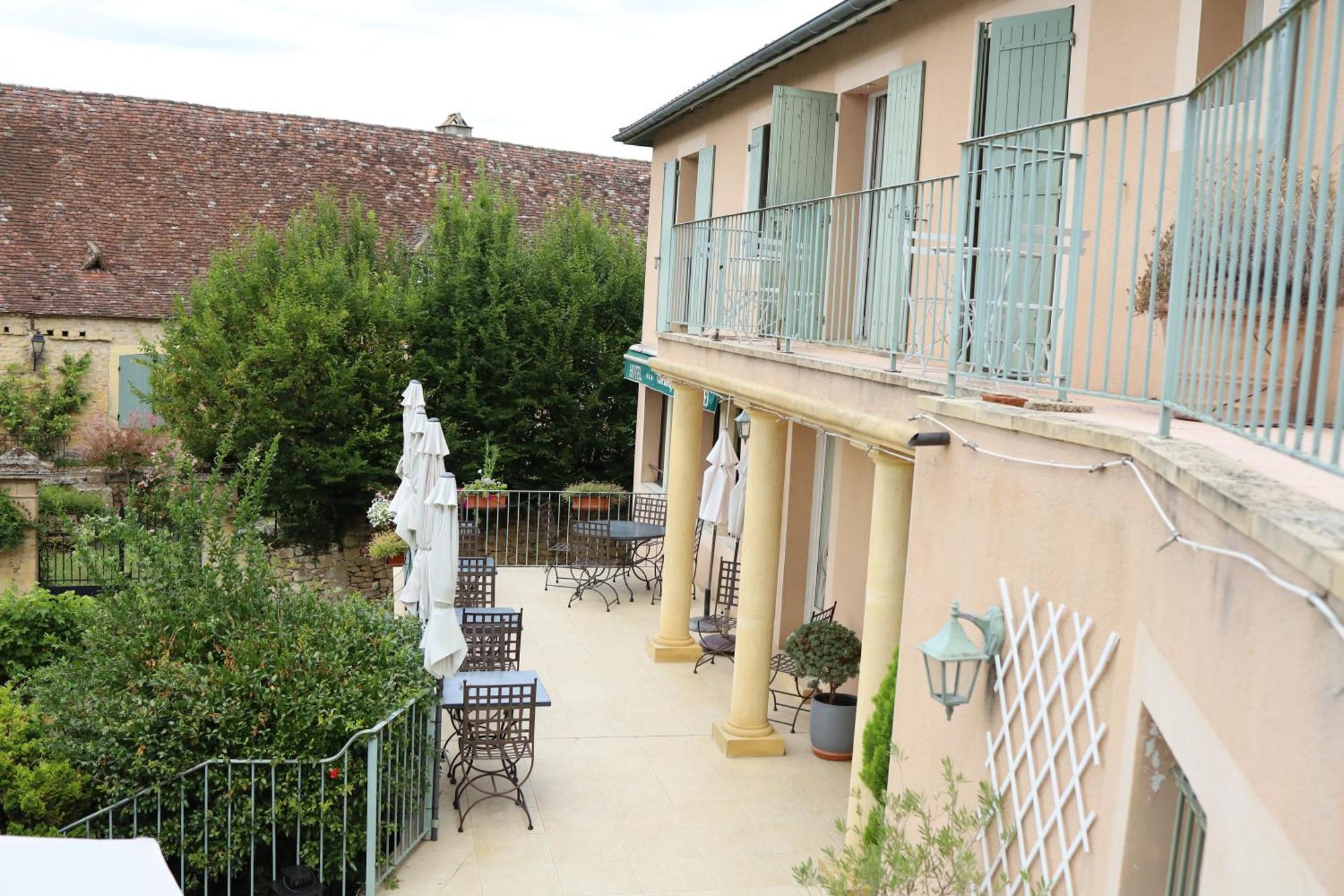 Hôtel-Restaurant Côté Rivage Badefols-sur-Dordogne Exterior foto