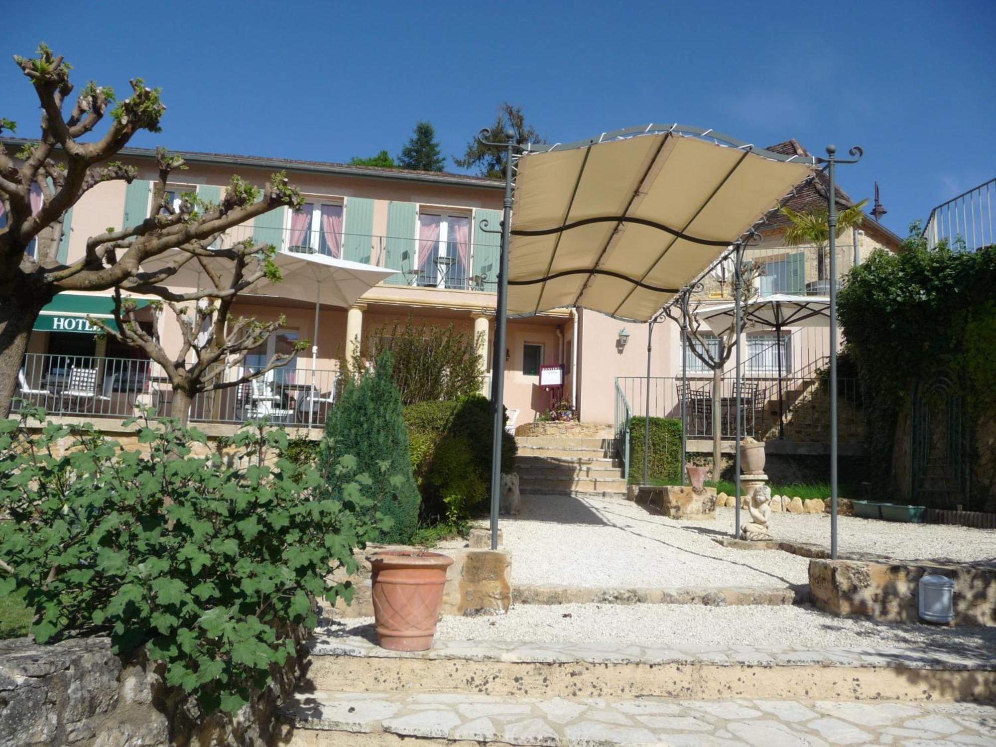 Hôtel-Restaurant Côté Rivage Badefols-sur-Dordogne Exterior foto